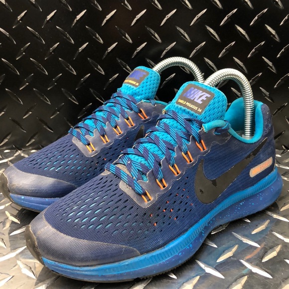 Nike Other - •NIKE SHIELD PEGASUS 34